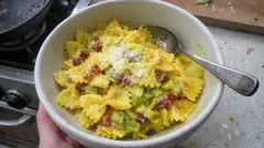Creamy Farfalle With Speck, Leeks, and Saffron—A Weeknight Pasta That Feels Special